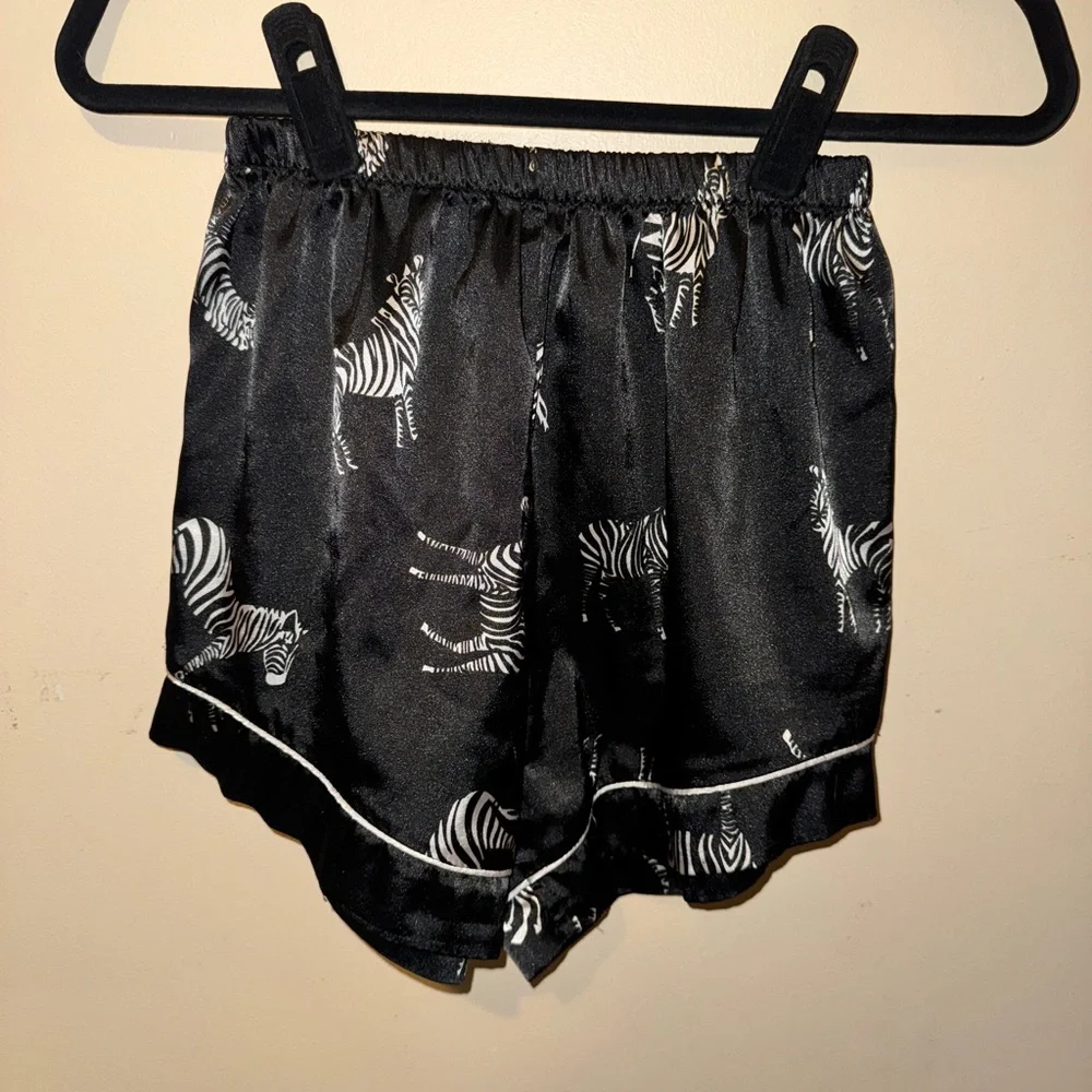 WDIRARA women's satin pajama set - Picture 4 of 6